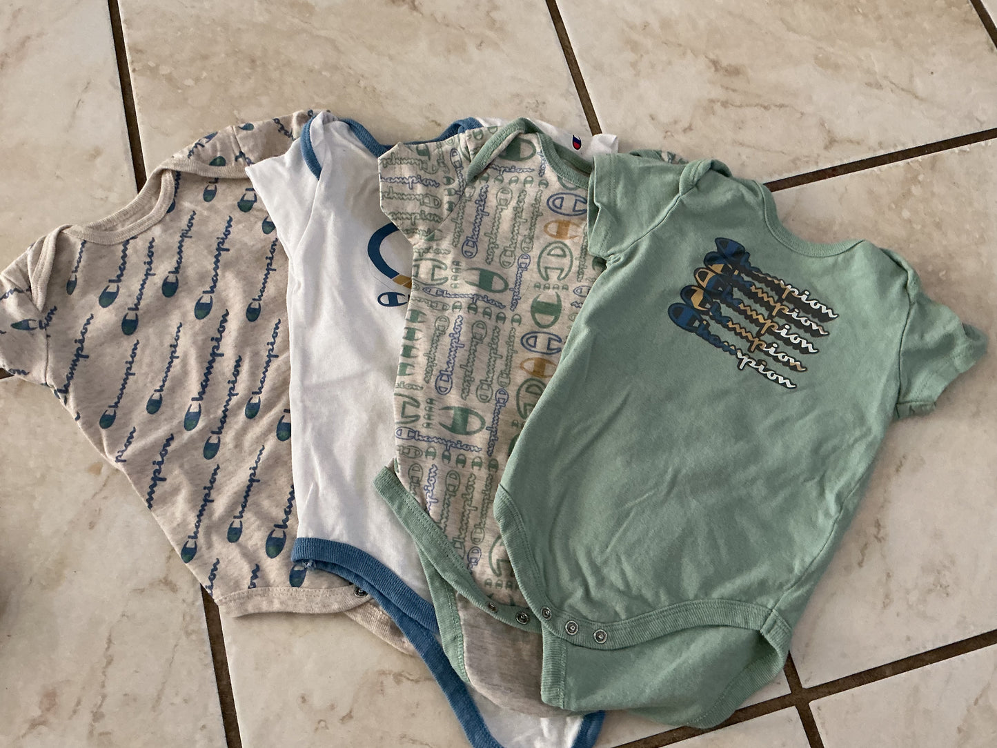 Baby Clothes - Champions 4pk 6-9months (Used)