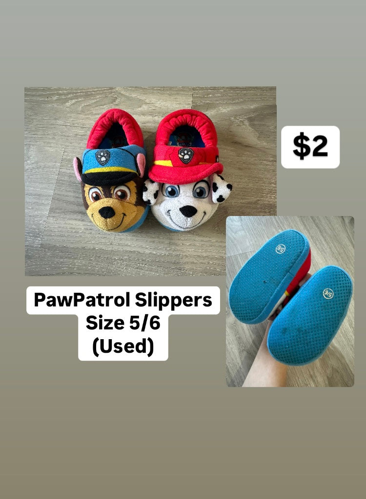 PawPatrol Slippers Size 5/6 (Used)
