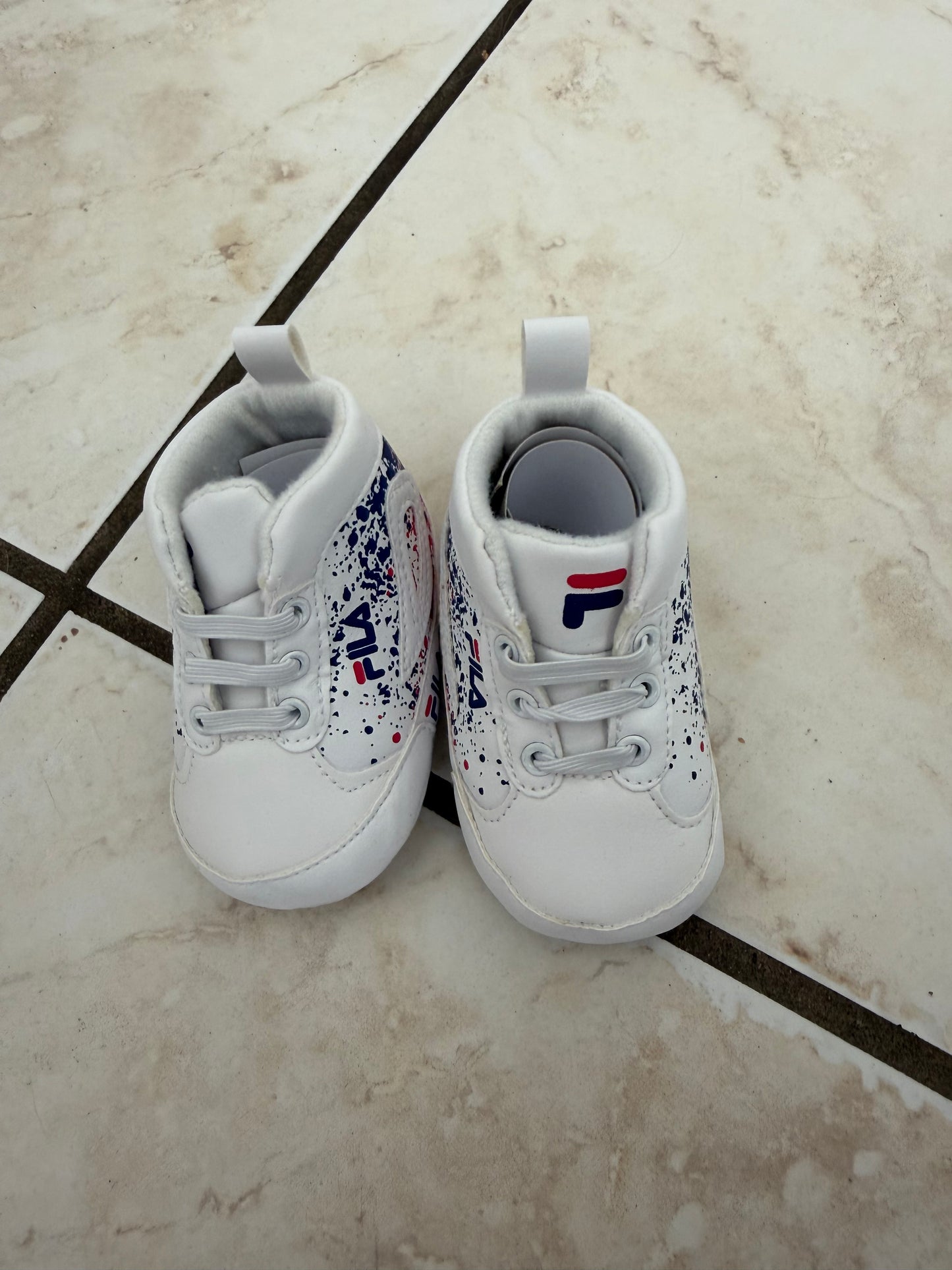 Boy Shoes - Size Newborn (NEW)