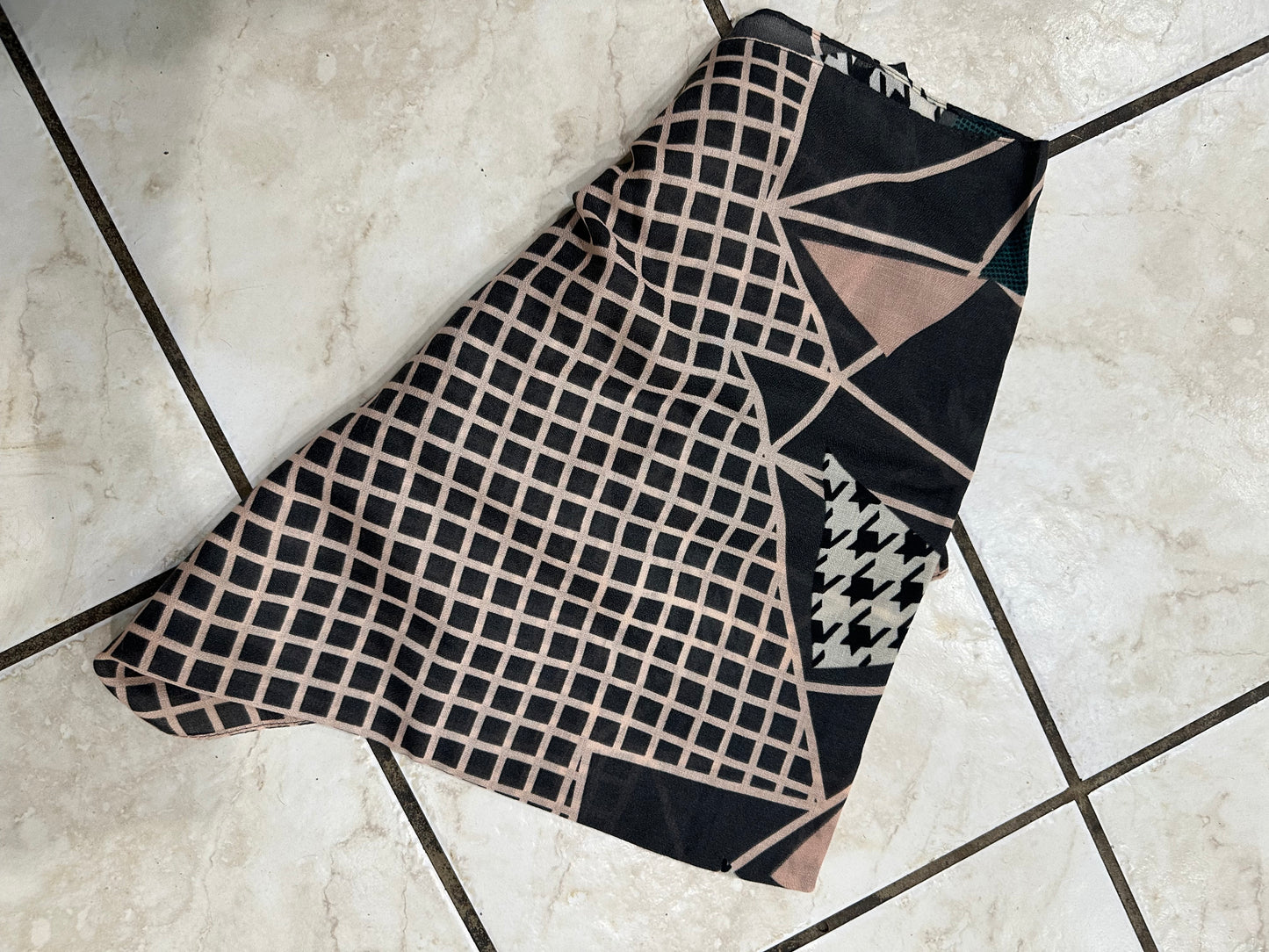 Elegant Pink & Black Scarf