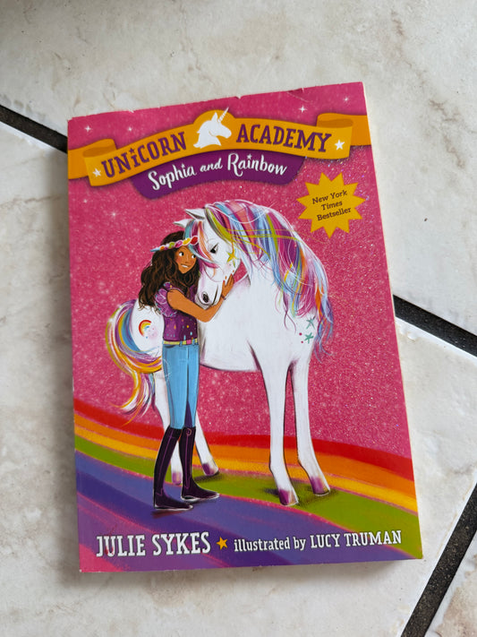 Unicorn Academy - Sophia and Rainbow (Used)