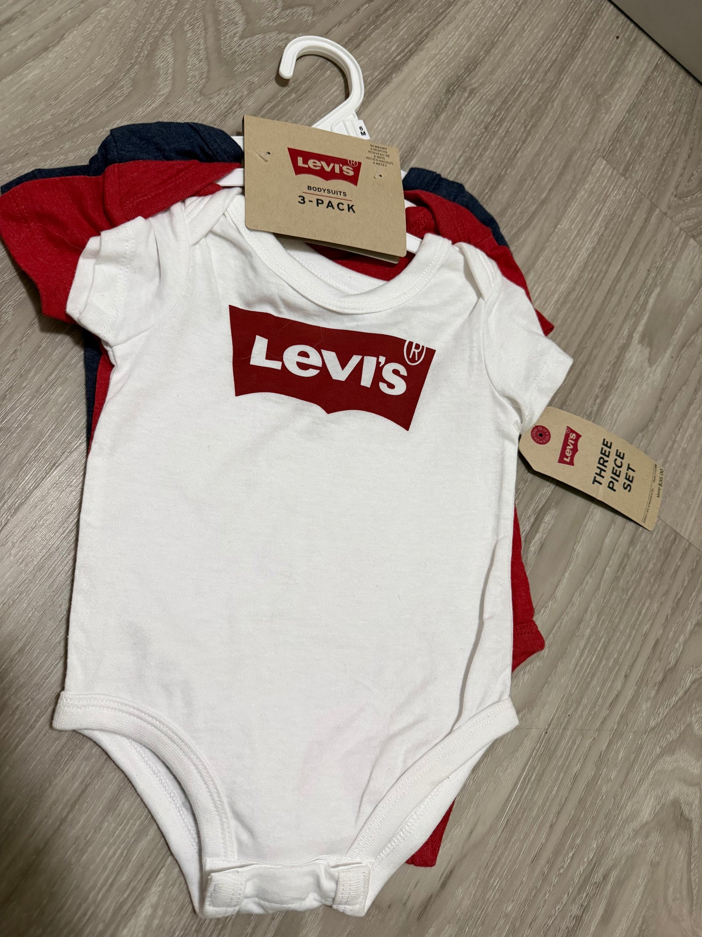 Baby Clothes - LEVIS Onsies 3 pk 6 months (NEW)