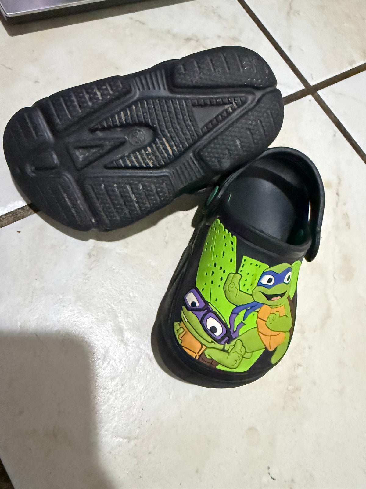 Little Boy Shoes - Ninja Turtles Size 5/6
