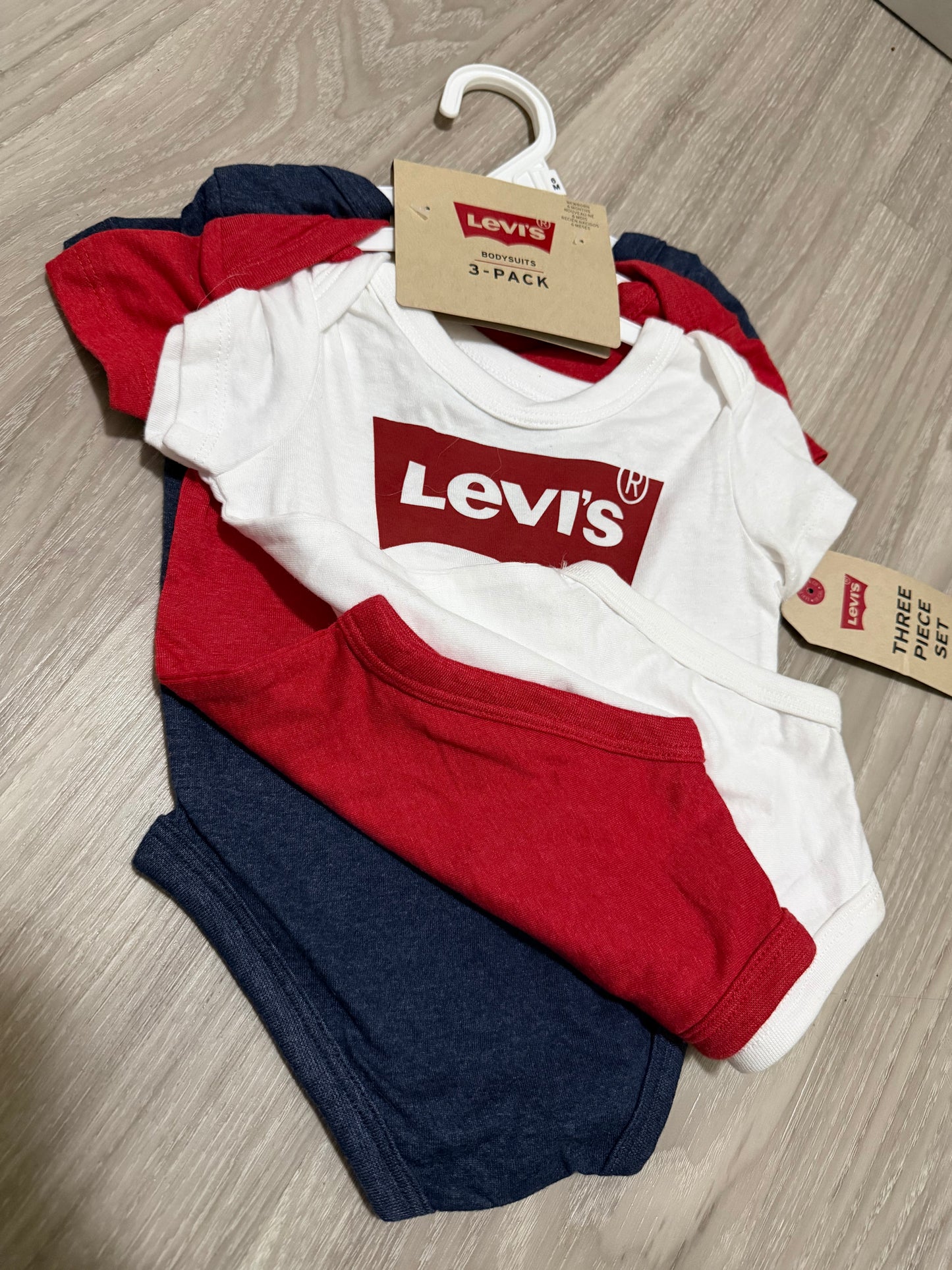 Baby Clothes - LEVIS Onsies 3 pk 6 months (NEW)