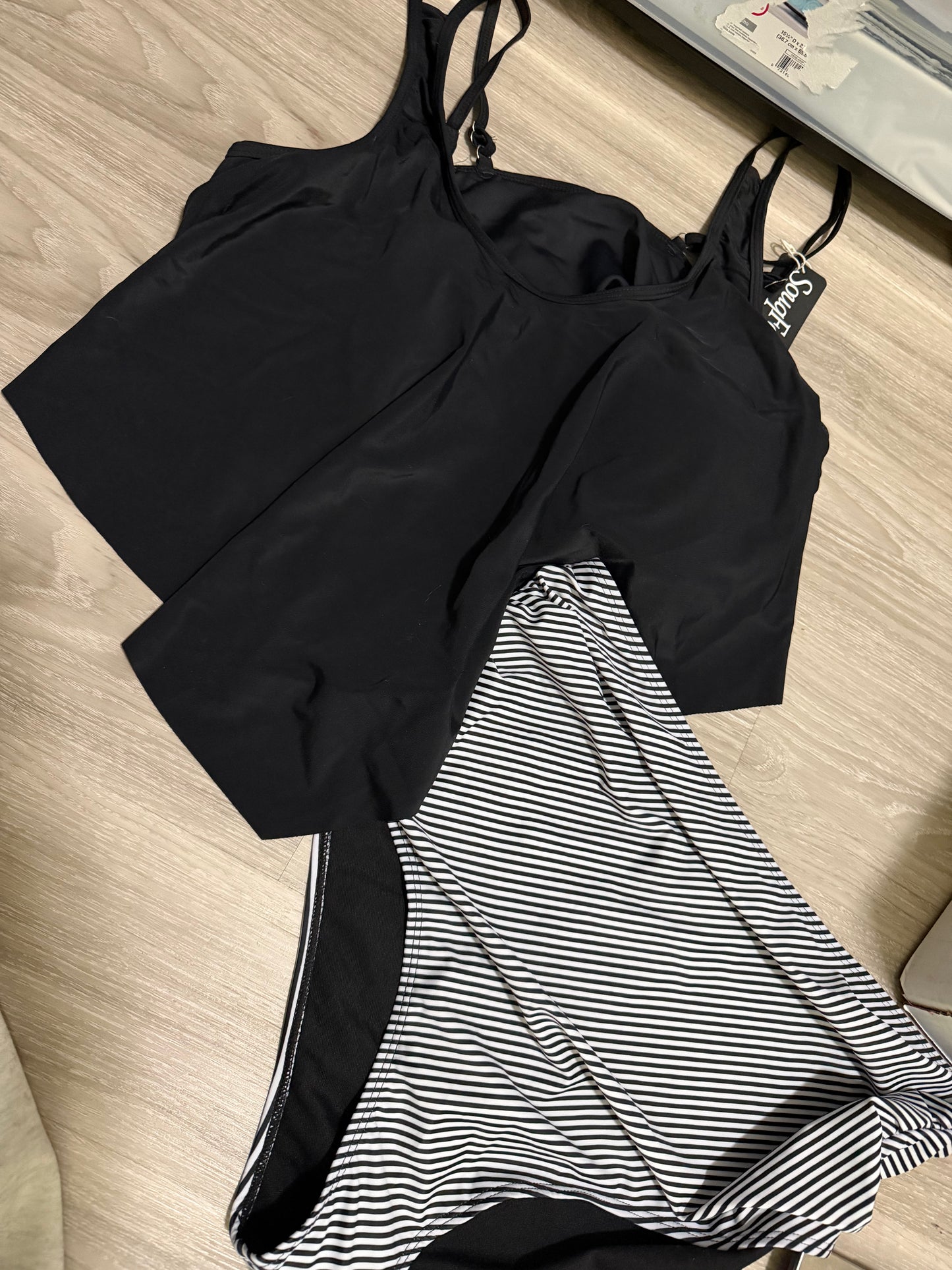 Black and white Stripped bikini 2XL (NEW)