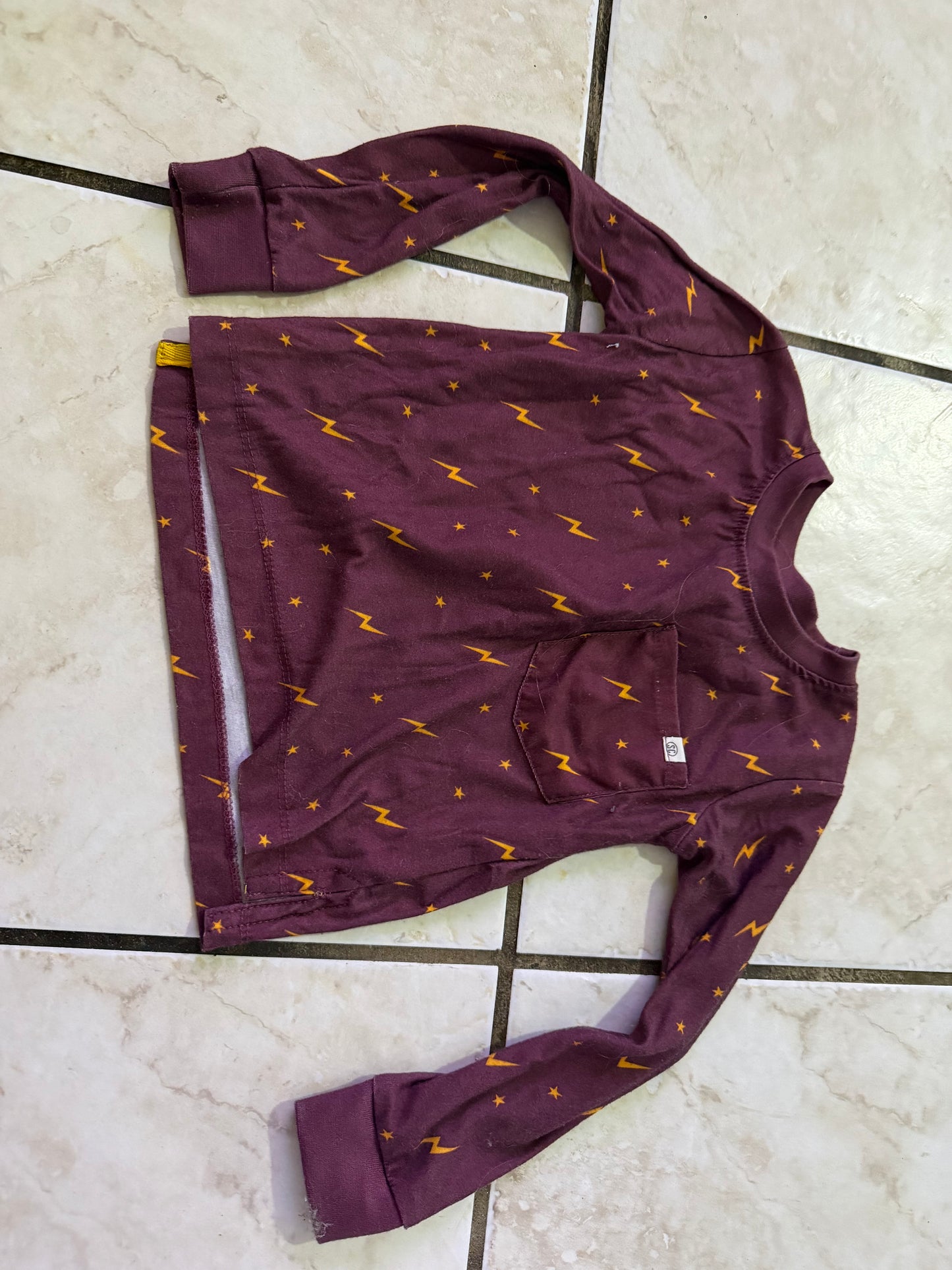Little Kids Shirt - Stars & Lightning Size 2T (Used)