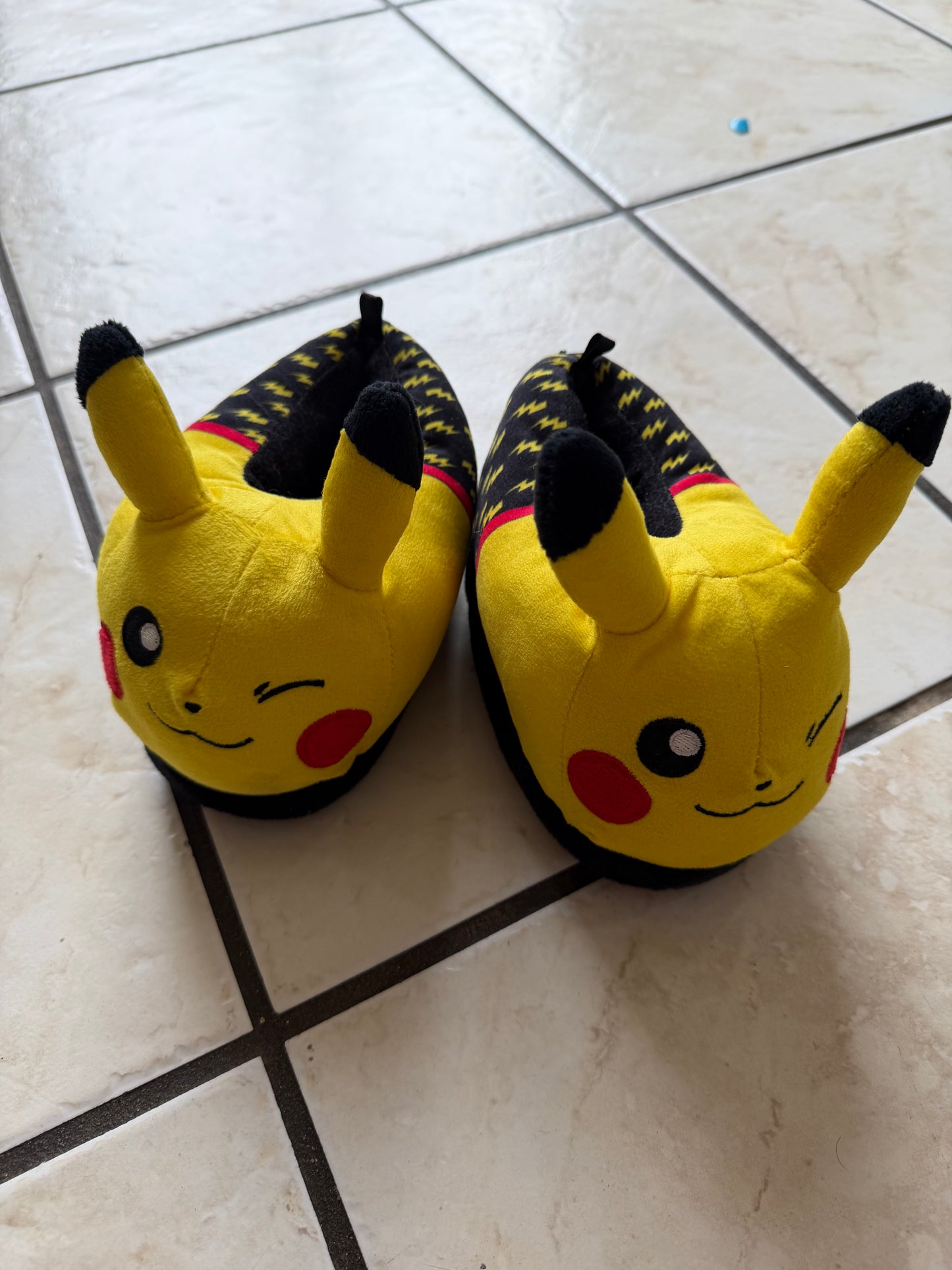 Pokemon Slippers 7/8 (NEW)