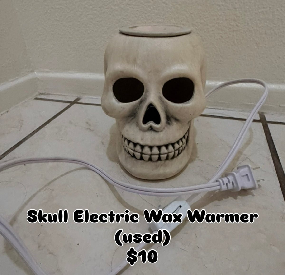 Skull Electric Wax Warmer (Used)