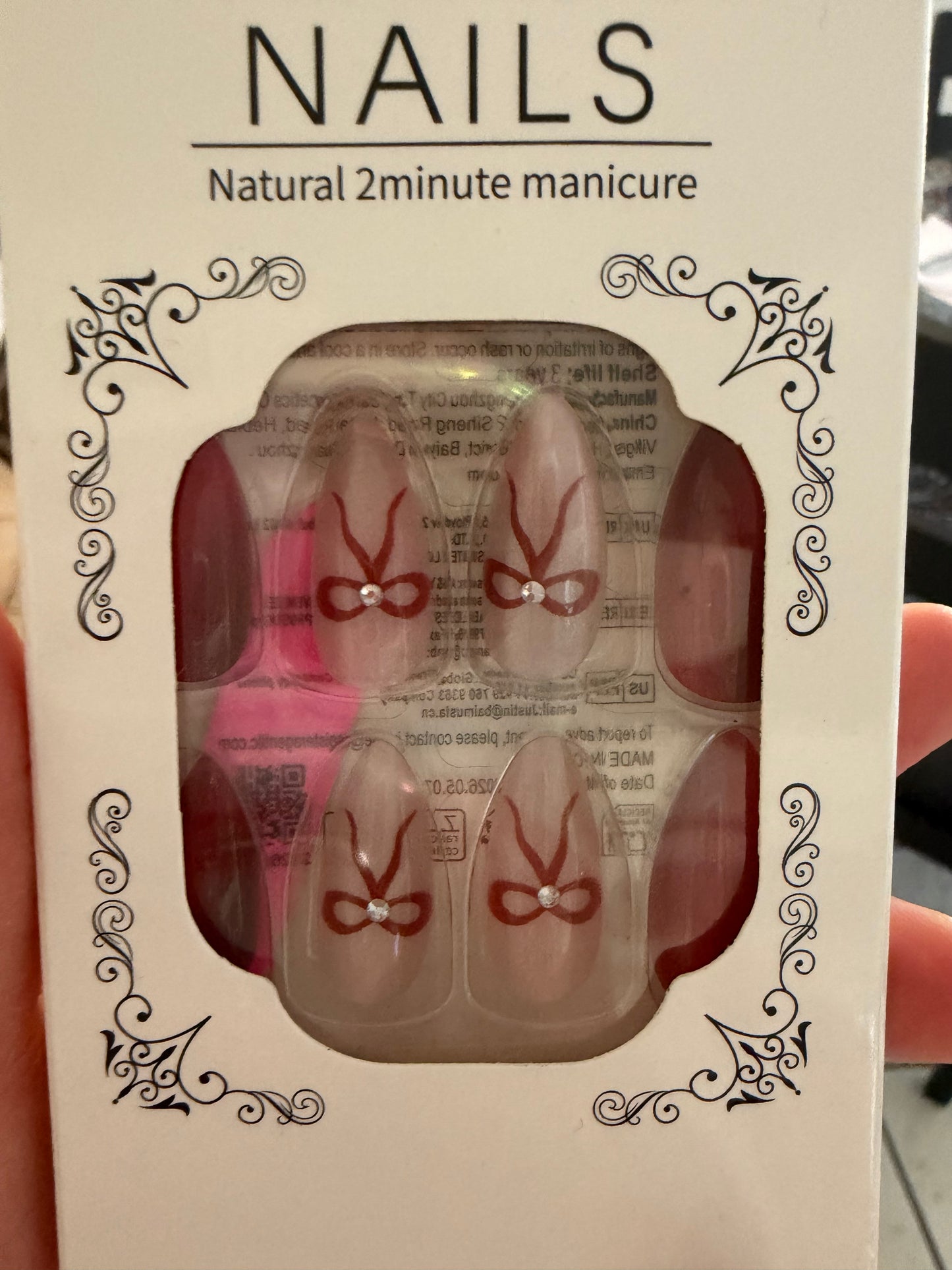 Red Bow Nails (NEW)